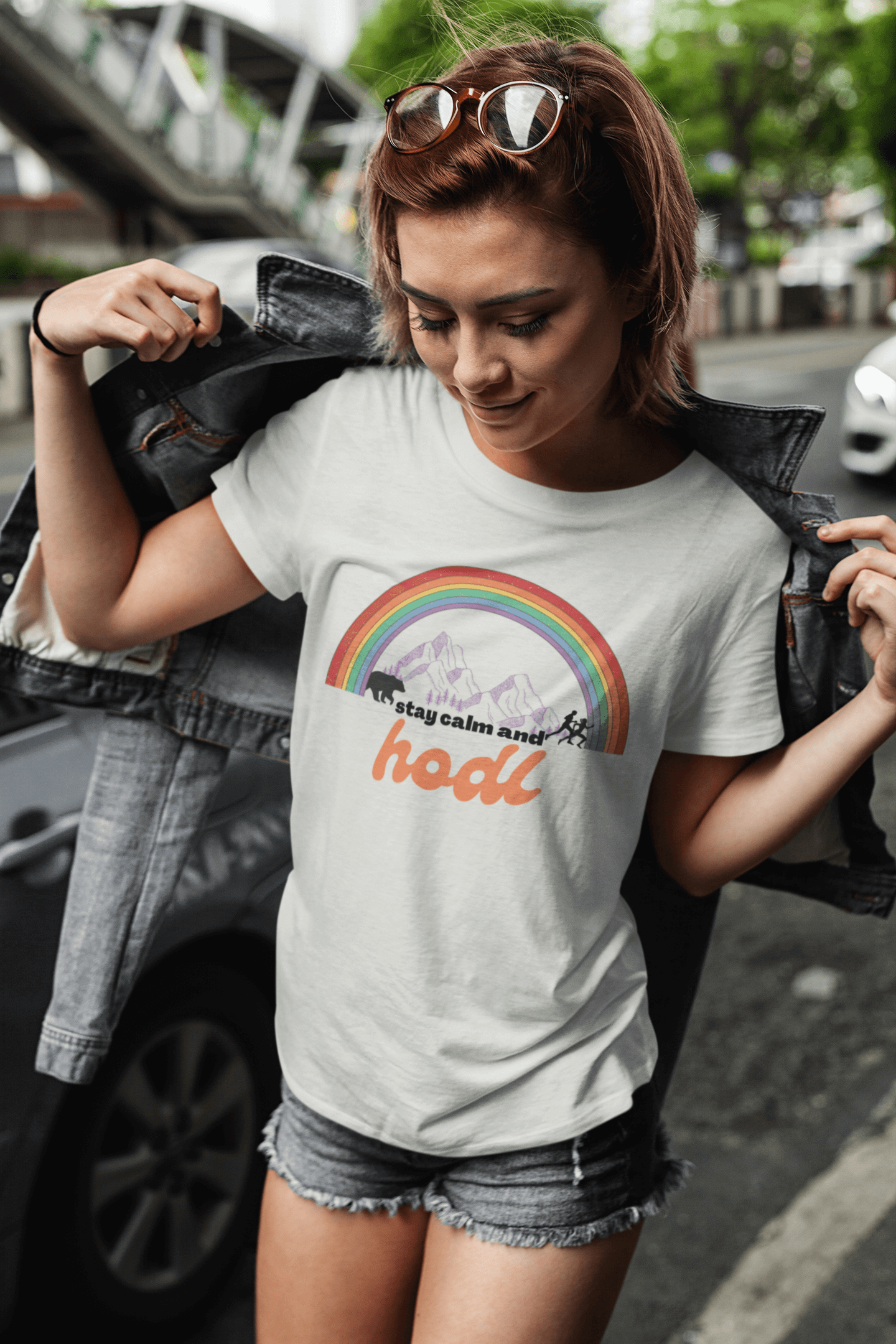 Short haired woman wearing "Stay Calm and HODL" NFT T-Shirt